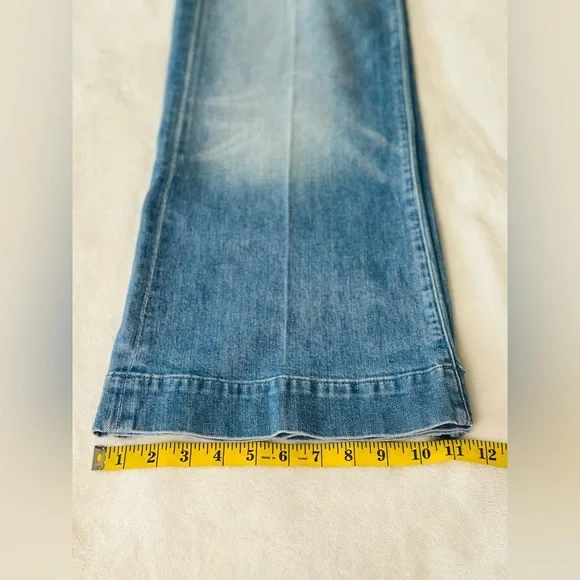 MOTHER The Swooner Roller Cropped Wide-Leg Jeans in Post No Bills Size 29 - Picture 15 of 16